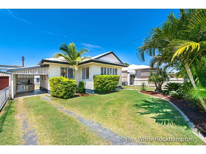 10 Wilmington Street, Kawana QLD 4701