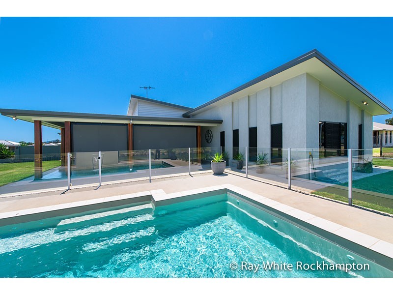 9 Robertson Road, Gracemere QLD 4702
