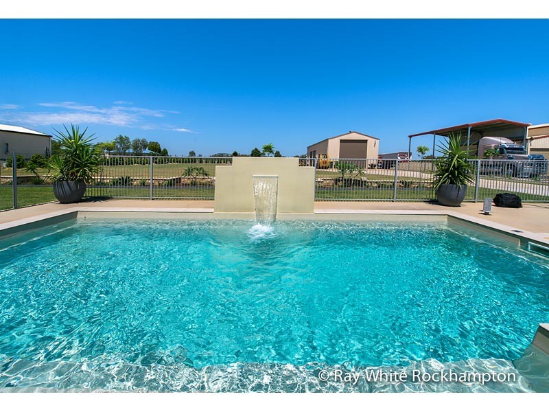9 Robertson Road, Gracemere QLD 4702