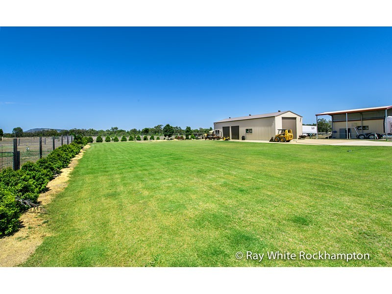 9 Robertson Road, Gracemere QLD 4702