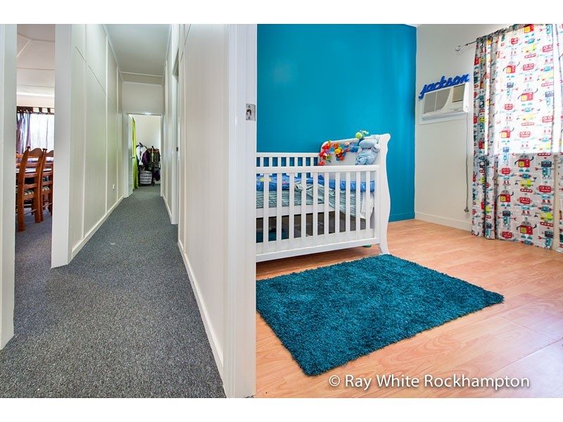 253 Hutton Street, Berserker QLD 4701