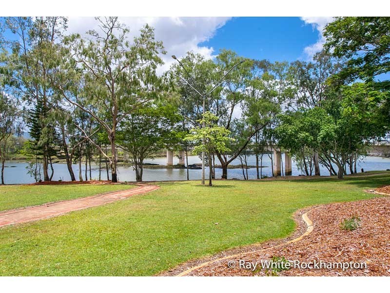 2/14 Victoria Parade, Rockhampton City QLD 4700