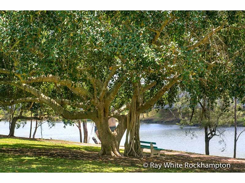2/14 Victoria Parade, Rockhampton City QLD 4700