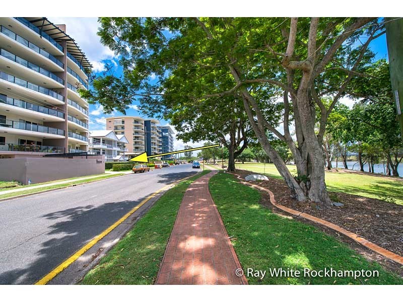 2/14 Victoria Parade, Rockhampton City QLD 4700
