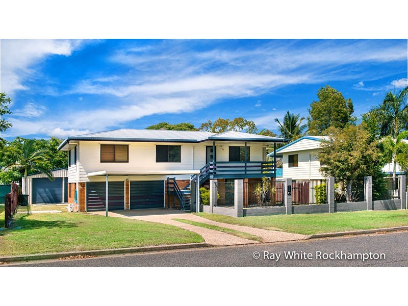 300 Bloxsom Street, Koongal QLD 4701