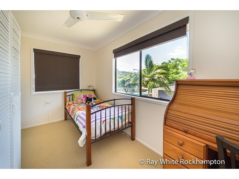 300 Bloxsom Street, Koongal QLD 4701