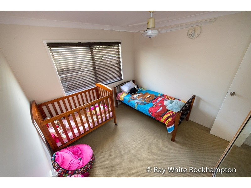 300 Bloxsom Street, Koongal QLD 4701