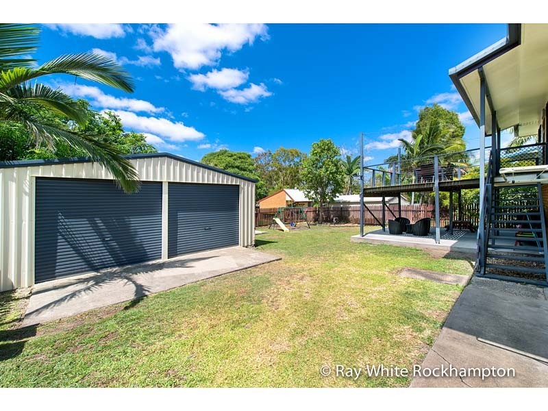 300 Bloxsom Street, Koongal QLD 4701