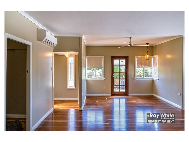 4 Beaconsfield Terrace, The Range QLD 4700