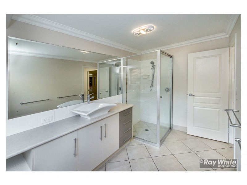 2 Treefern Terrace, Frenchville QLD 4701