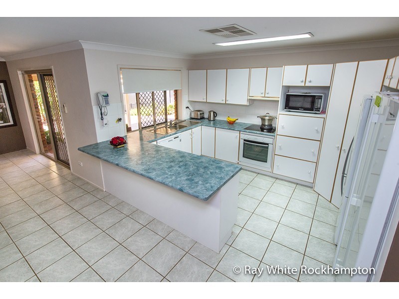 53 Schlencker Drive, Glenlee QLD 4711