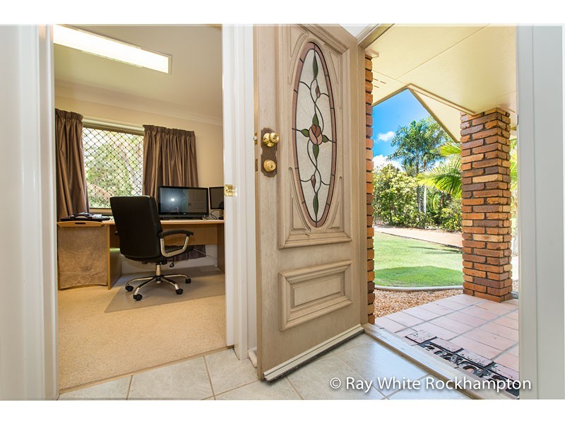 53 Schlencker Drive, Glenlee QLD 4711