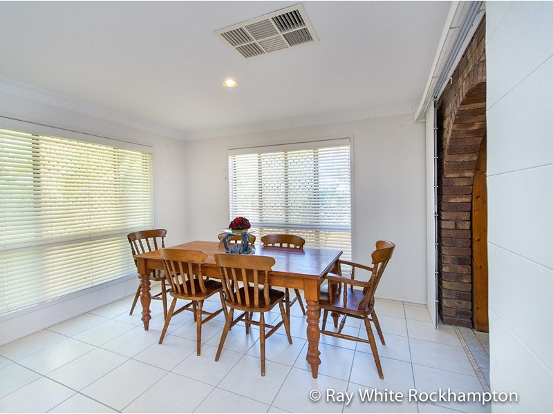 53 Schlencker Drive, Glenlee QLD 4711