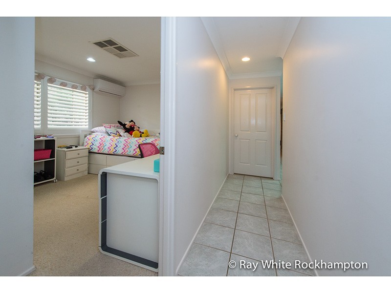 53 Schlencker Drive, Glenlee QLD 4711