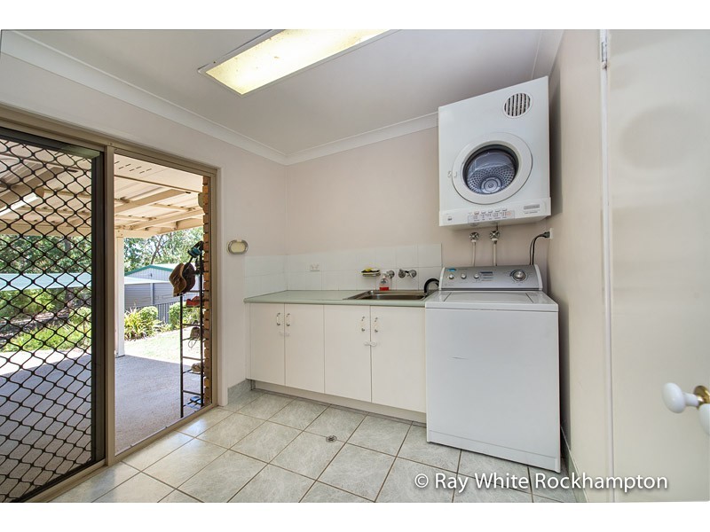 53 Schlencker Drive, Glenlee QLD 4711