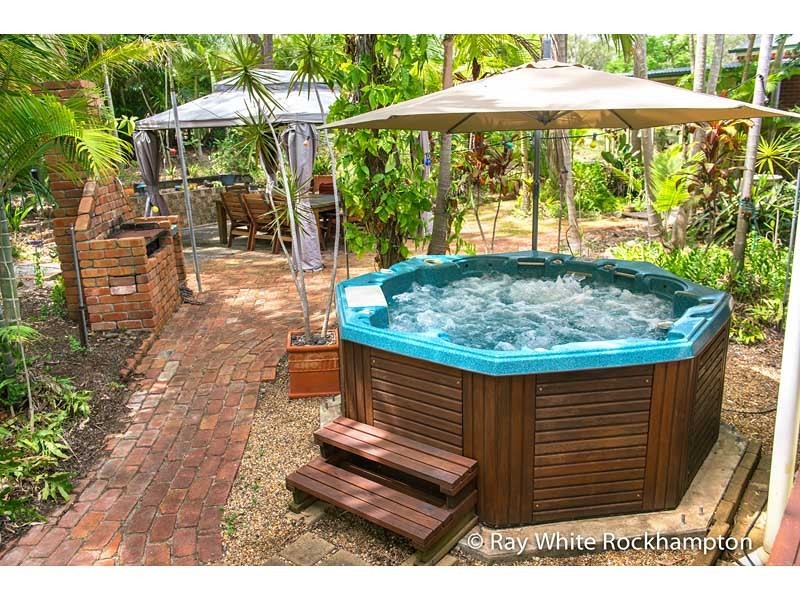 120 Julie Anne Drive, Glendale QLD 4711