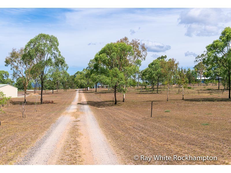 120 Julie Anne Drive, Glendale QLD 4711