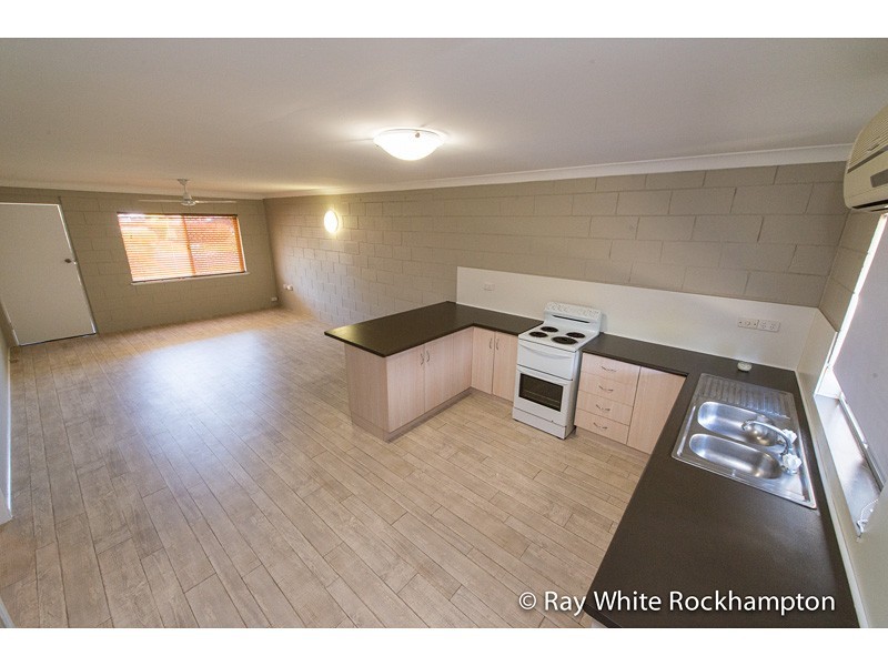 1/39 Cahill Street, Kawana QLD 4701