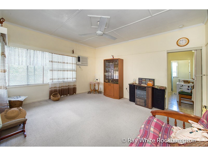 249 Denham Street Extended, The Range QLD 4700