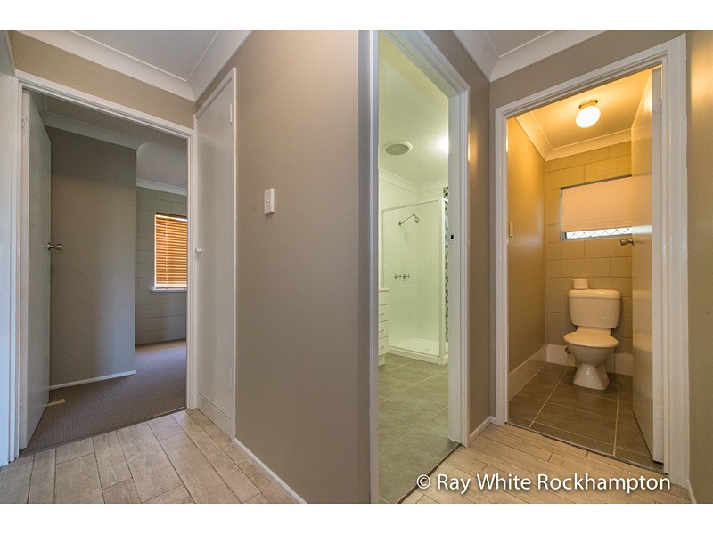 1-2/39 Cahill Street, Kawana QLD 4701