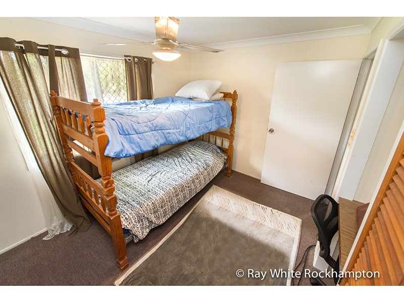 1-2/ 63 Dee Street, Koongal QLD 4701