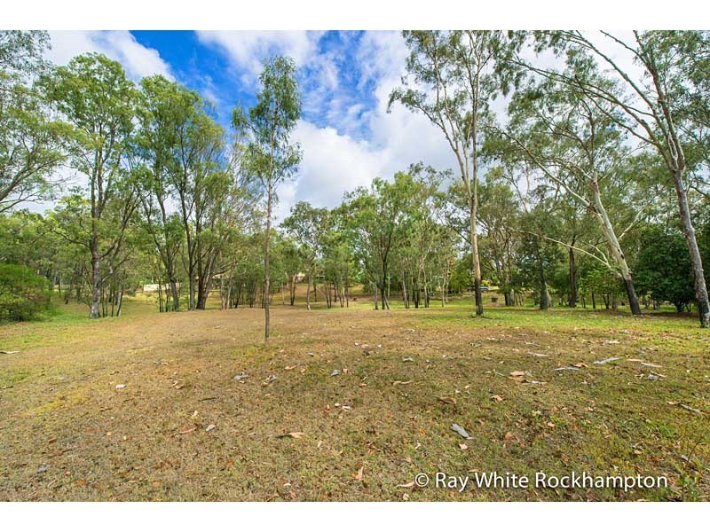 1-2/ 63 Dee Street, Koongal QLD 4701