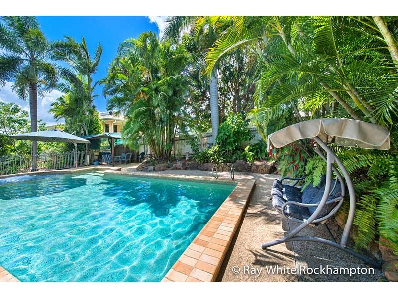 36 Lennox Street, The Range QLD 4700