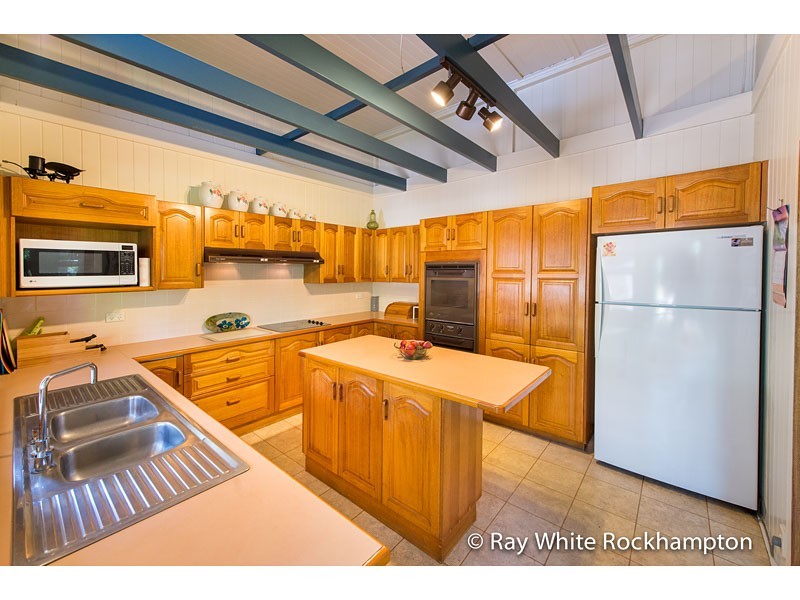 36 Lennox Street, The Range QLD 4700