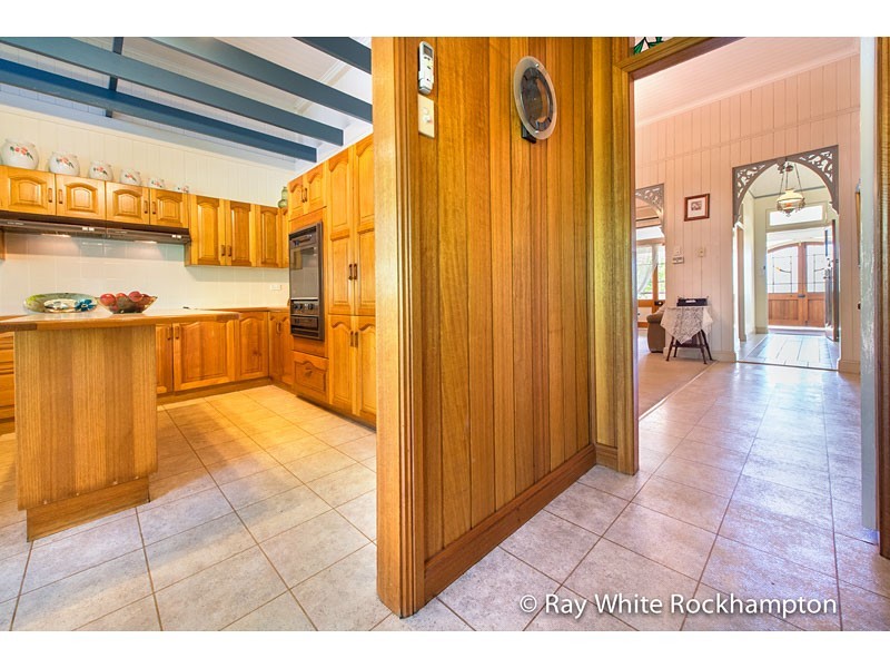 36 Lennox Street, The Range QLD 4700