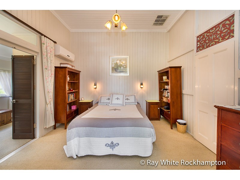 36 Lennox Street, The Range QLD 4700