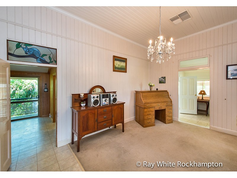 36 Lennox Street, The Range QLD 4700