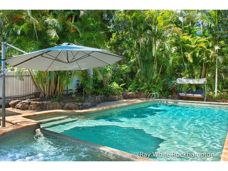 36 Lennox Street, The Range QLD 4700