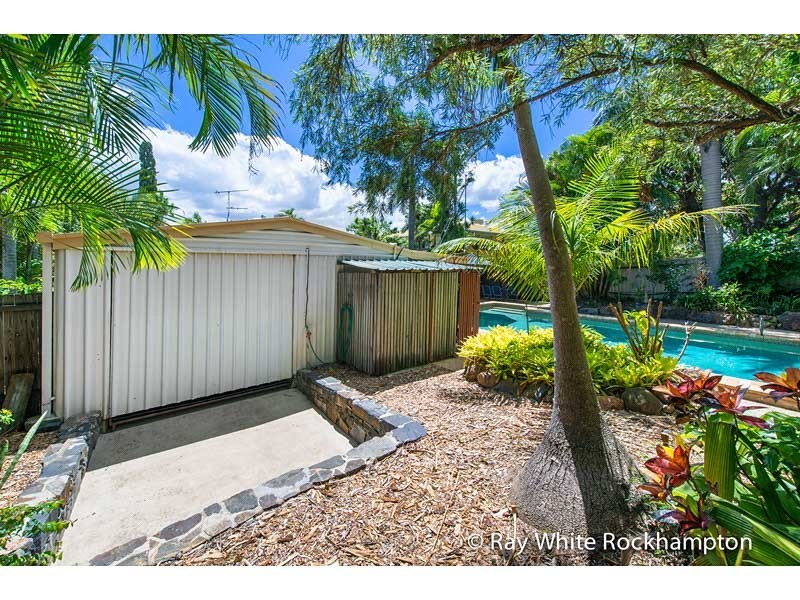 36 Lennox Street, The Range QLD 4700