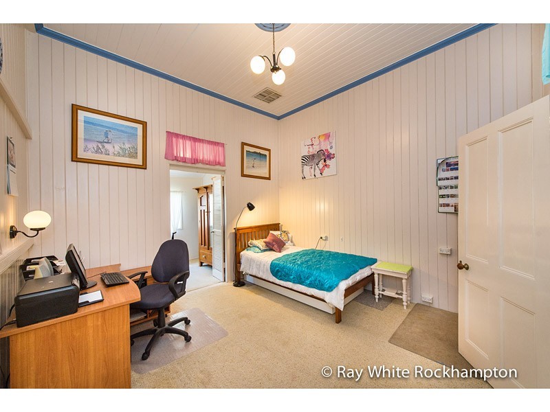 36 Lennox Street, The Range QLD 4700