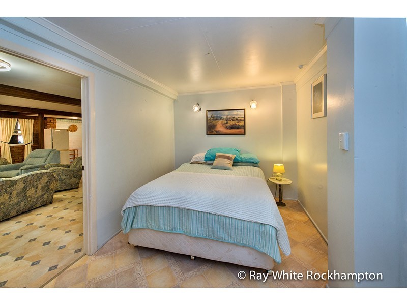 36 Lennox Street, The Range QLD 4700