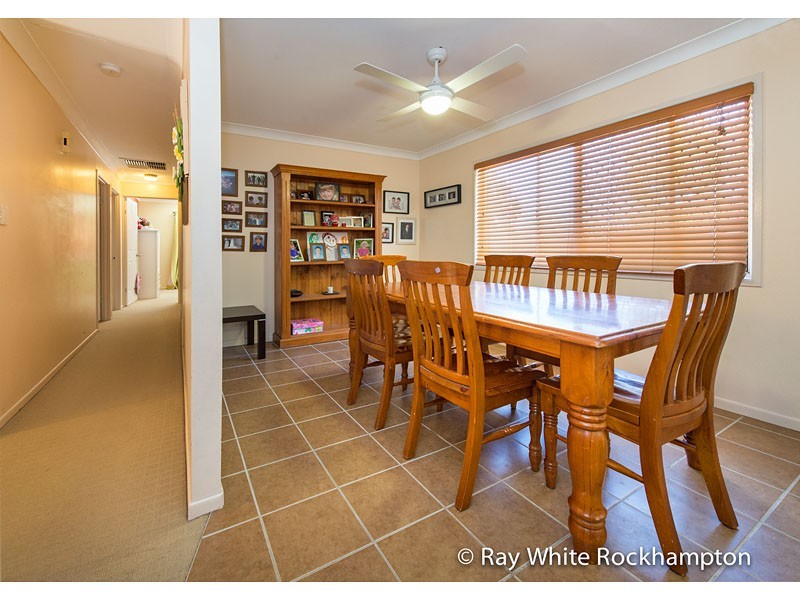 35 Locke Street, Kawana QLD 4701
