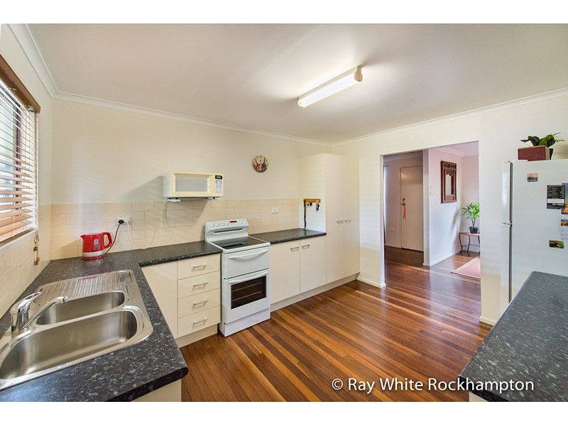 246 Flowers Avenue, Frenchville QLD 4701