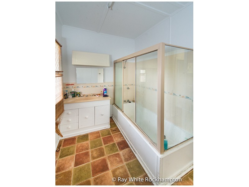 136 Bremner Street, Berserker QLD 4701