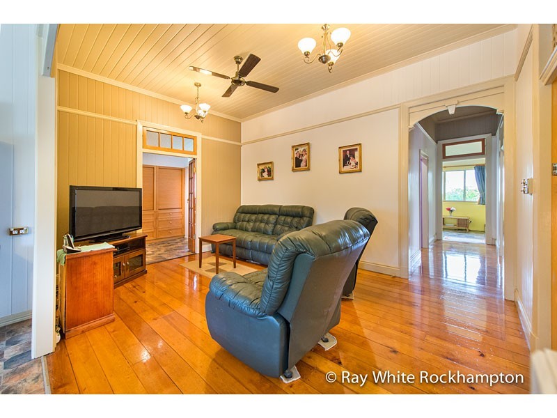 4 Anderson Street, Allenstown QLD 4700