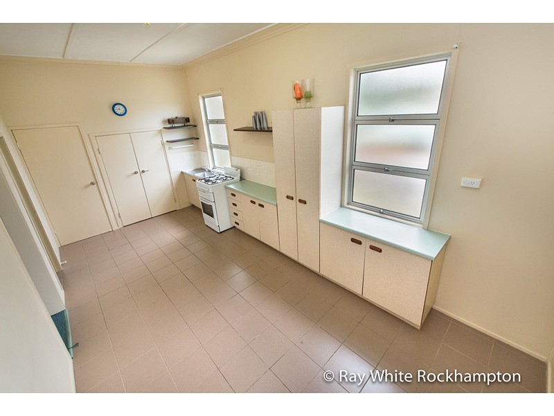 3 Ann Street, The Range QLD 4700