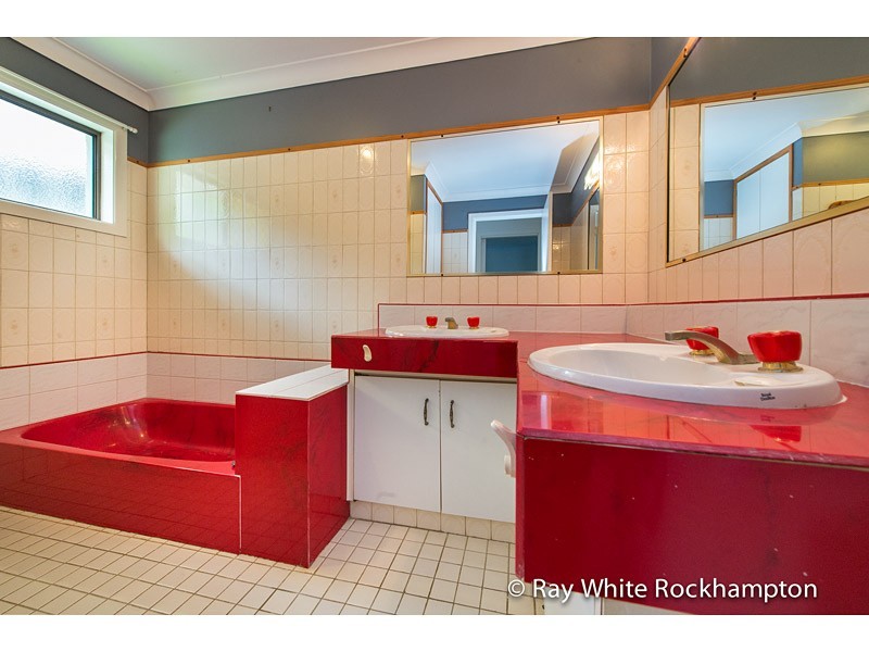 362 Lawrence Avenue, Frenchville QLD 4701