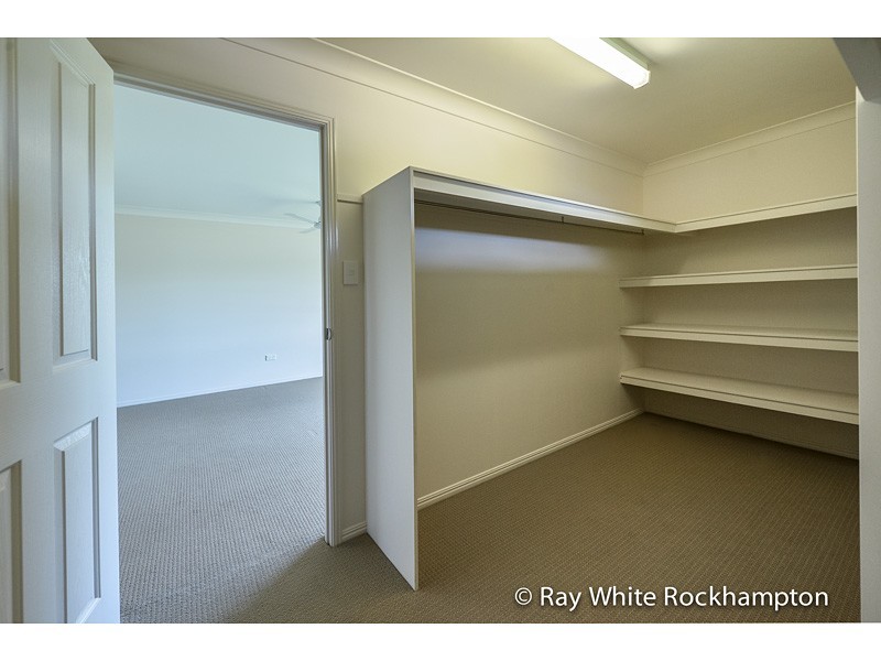 8 Benrhys Court, Rockyview QLD 4701