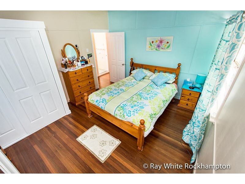 180 Grimley Street, Koongal QLD 4701