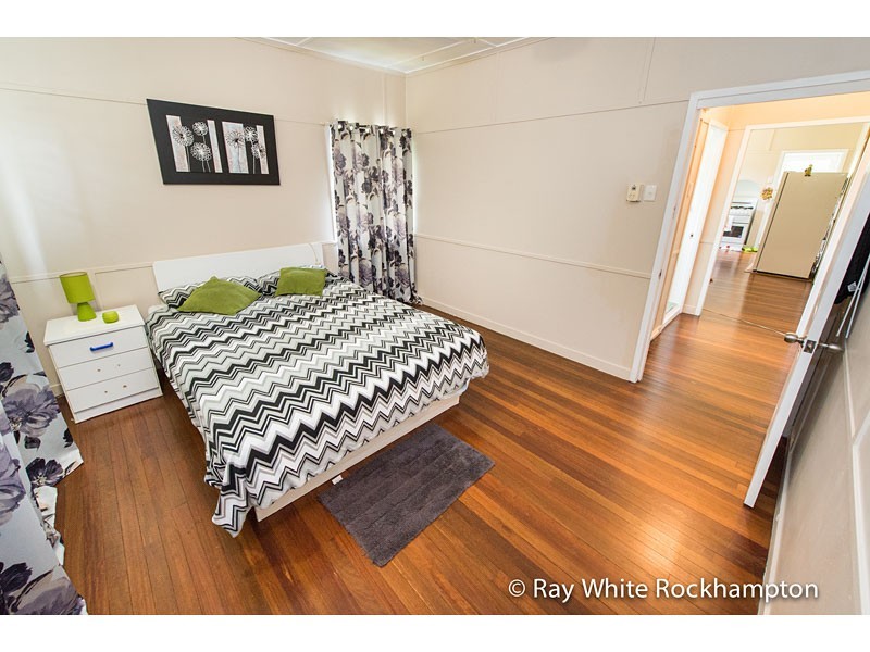 180 Grimley Street, Koongal QLD 4701