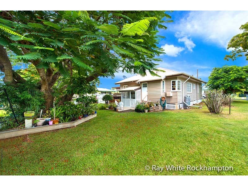 180 Grimley Street, Koongal QLD 4701
