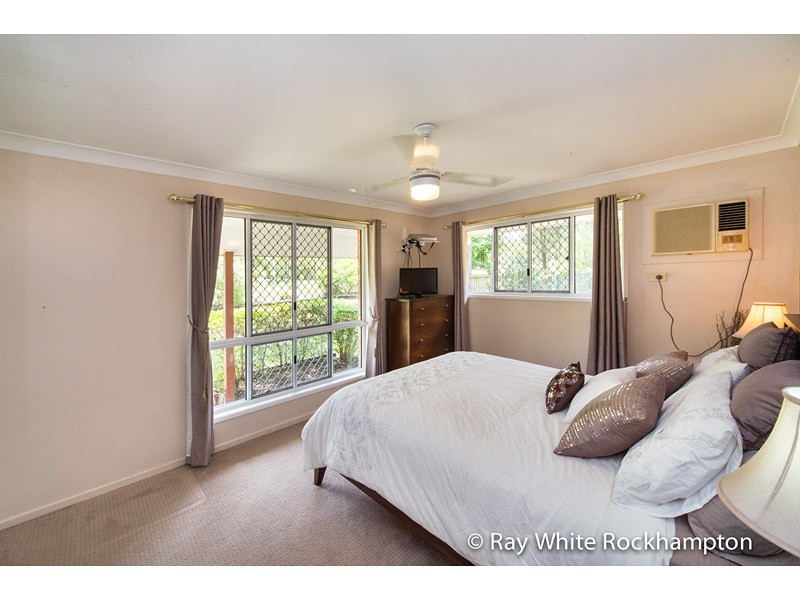 31 Rhys Avenue, The Caves QLD 4702