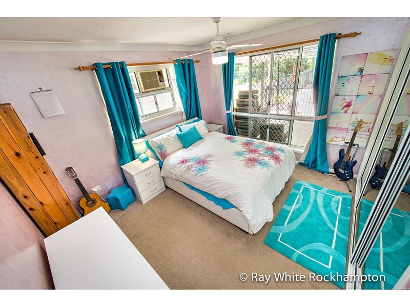 31 Rhys Avenue, The Caves QLD 4702