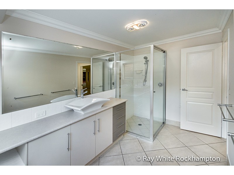 2 Treefern Terrace, Frenchville QLD 4701