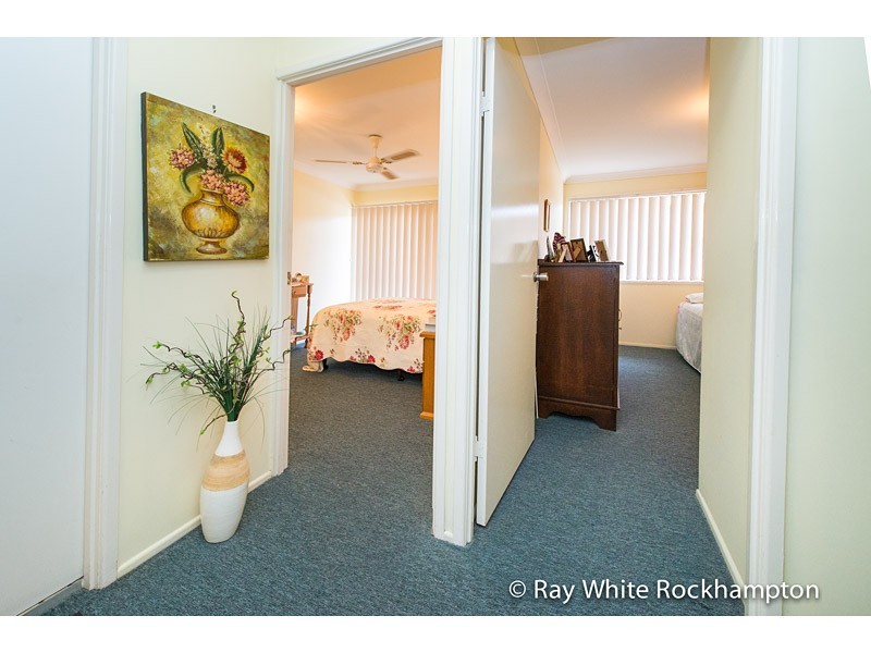 3/128 High Street, Berserker QLD 4701