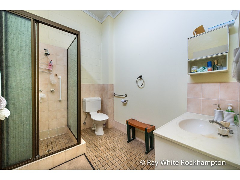 3/128 High Street, Berserker QLD 4701